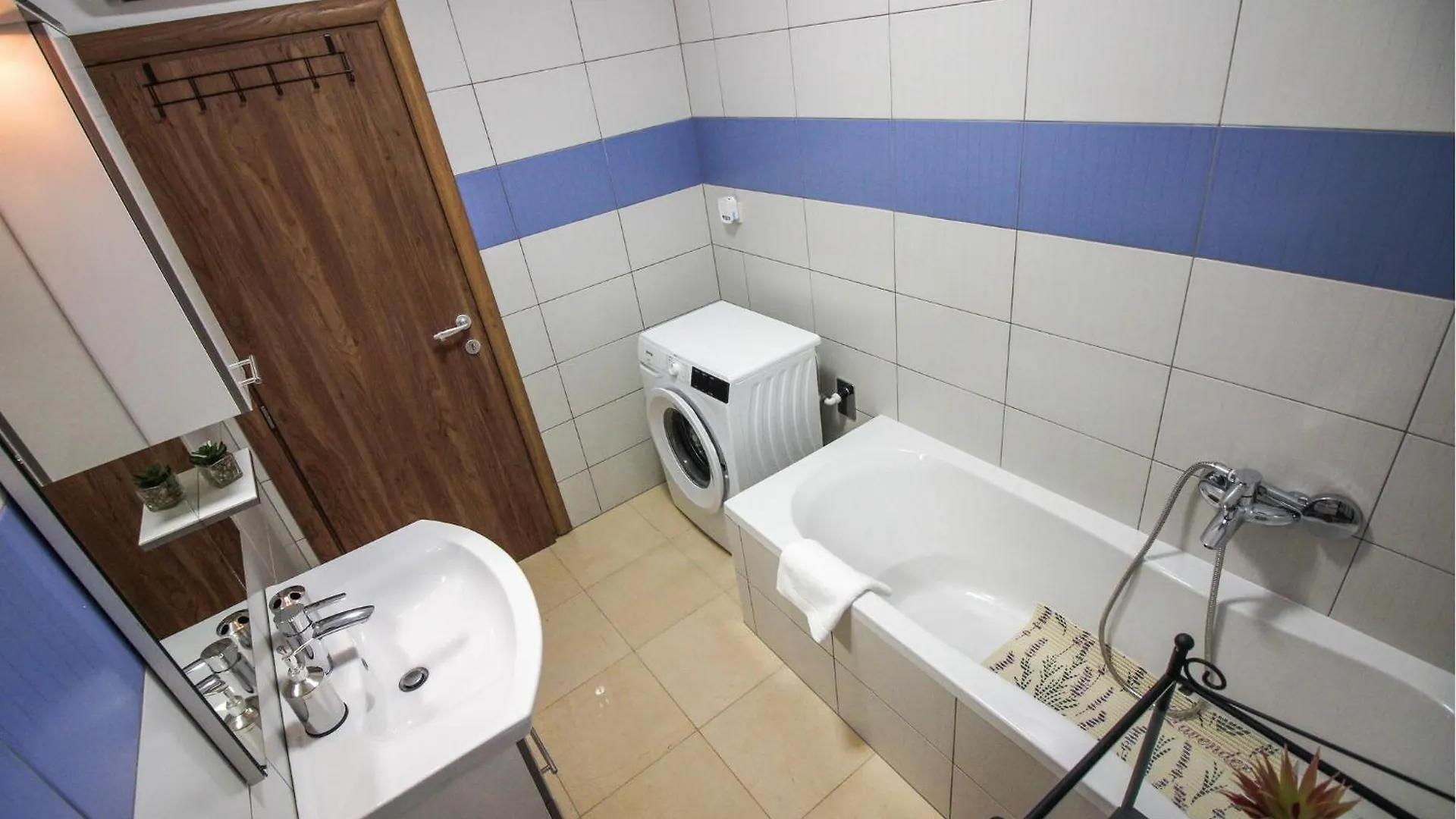2 Bedroom Stunning Apartment In Jakov Polje Krmpote-Vodice