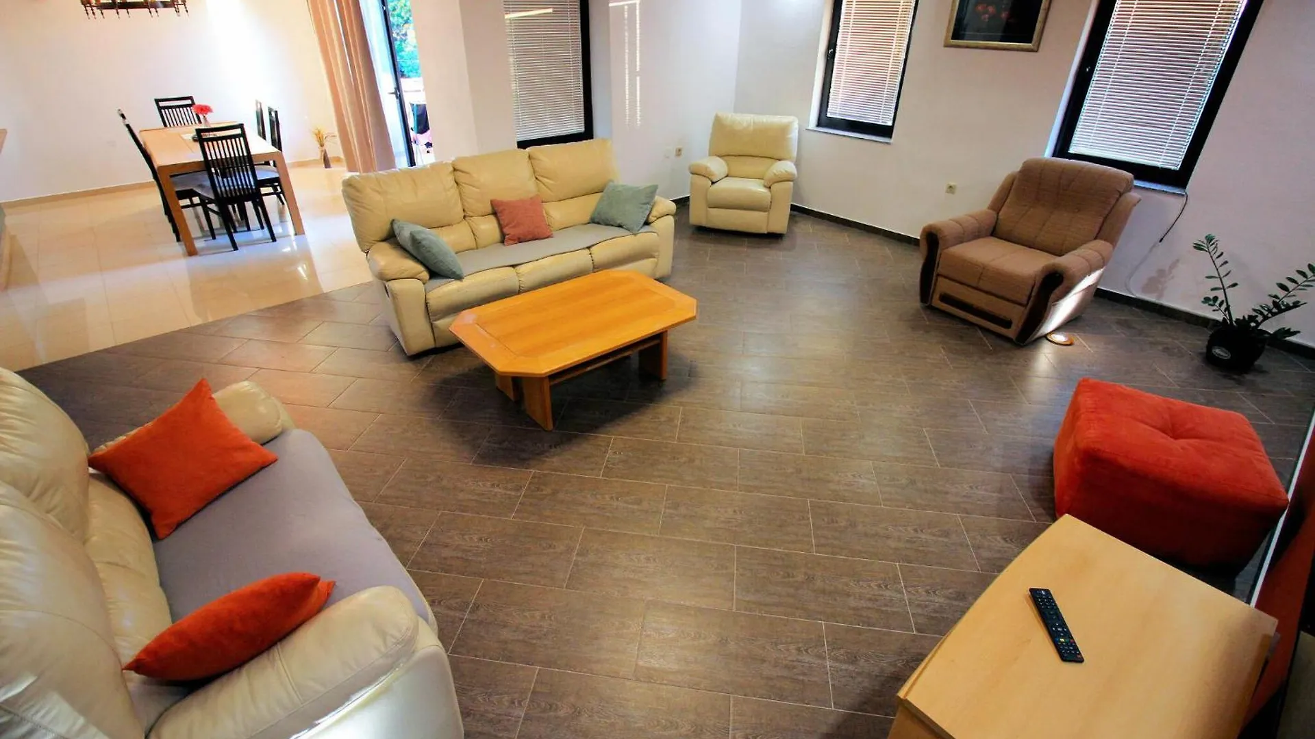 2 Bedroom Stunning Apartment In Jakov Polje Krmpote-Vodice